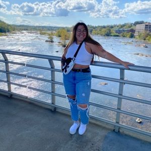 Meet your Posher, Gabby